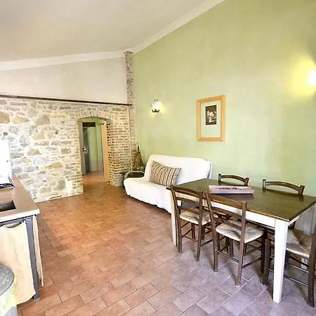 Sleeps 6 Pool Wifi Appartamento *