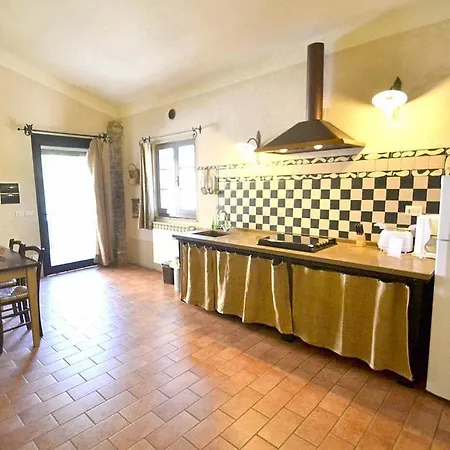 Sleeps 6 Pool Wifi Appartamento *